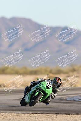 media/Dec-07-2025-CVMA (Sun) [[3e7d2de5dc]]/Race 16-Formula Middleweight/